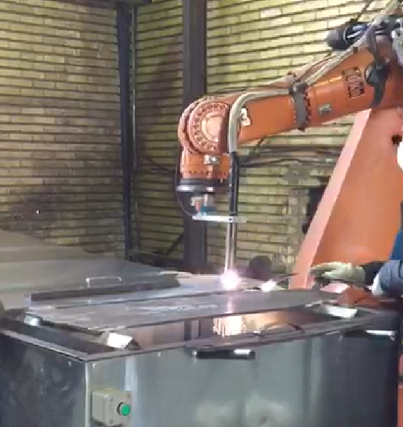 فروش ربات های صنعتی کارکرده و نو با برندهای مطرح جهانی مانند Kuka و Fanuc و ABBو...